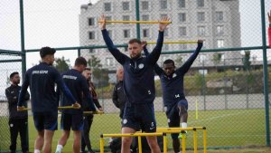 Çaykur Rizespor, Erzurum'da yeni sezon hazırlıklarına devam ediyor