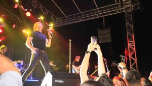 Irak sınırında Kıraç konseri