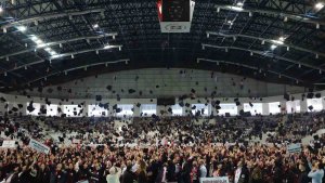 FÜ'de binlerce öğrenci mezun oldu