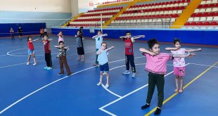 Keban'da yaz spor okulları başladı