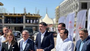 Bakan Kurum: "Yıl sonuna kadar 200 bin konutu teslim edeceğiz"