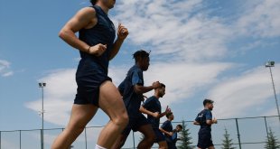 Alanyaspor'da futbolculara laktat testi uygulandı