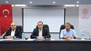 Ağrı'da sporun geleceği antrenörlerle tartışıldı