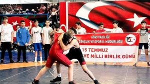 Ağrı'da 15 Temmuz Şehitleri anısına sportif müsabakalar düzenlendi