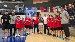 Erzincanlı sporcular İstanbul'da 14 madalya kazandı