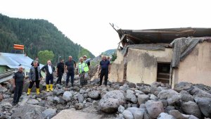 Erzurum'da selin yaraları sarılıyor