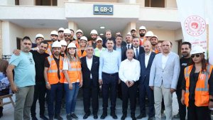 Bakan Kurum, TOKİ konutlarını inceledi