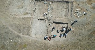 Çavuştepe Kalesi'ndeki kazılarda Urartu yönetici sınıfının izleri araştırılıyor