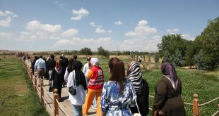 Bitlis'te "İlimizi Tanıyalım Anneler" projesi