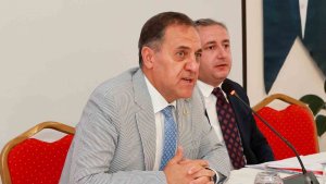 Bingöl Valisi Usta, "Muhtarlarımızı yerinde ziyaret edip sorunları hızlıca çözme gayretindeyiz"