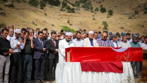 Böbrek yetmezliğinden hayatını kaybeden Gazi Arslan son yolculuğuna uğurlandı