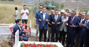 Kırgızların son hanı Rahmankul Han, Van'daki mezarı başında anıldı