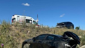 Ağrı'da trafik kazası: 13 yaralı