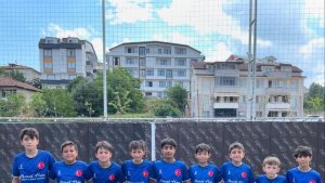 Elazığsporlu futbolcular yürekleri ısıttı
