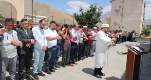 Van, Hakkari, Muş ve Bitlis'te, Heniyye için gıyabi cenaze namazı kılındı