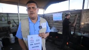 Savcı Sayan'dan, Gazze'ye sıcak yemek yardımı