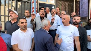 Yüksekova'da farklı aşiretlere mensup 2 grup arasında kavga çıktı: Şehrin ileri gelenlerinin araya girmesiyle kavga son buldu