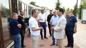 Taşkın, Millet Bahçesi esnaflarla bir araya geldi