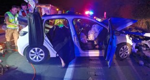 Bitlis'te trafik kazasında uzman çavuş ve hemşire eşi hayatını kaybetti