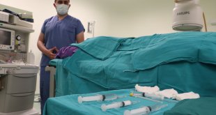 Bel ve boyun ağrılarına iğneyle "10 dakikada" nokta atışı tedavisi