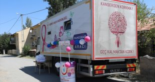 Mobil kanser tarama aracıyla erken tanı için Iğdır'ın kırsalını geziyorlar