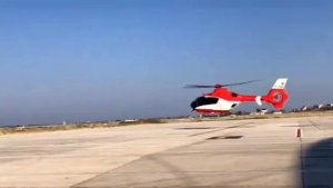 Doğum hastası kadın için ambulans helikopter havalandı