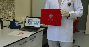 Babaannesi ve dedesinden esinlenerek TÜBİTAK desteğiyle ilaç takip sistemi geliştirdi