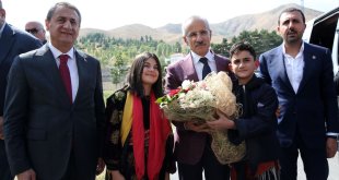 Ulaştırma ve Altyapı Bakanı Uraloğlu, Bitlis'te İl Koordinasyon Toplantısı'na katıldı: