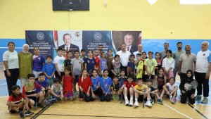 Badminton Gelişim Kampı Ağrı'da başladı