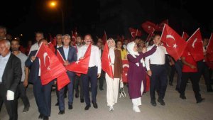 Malazgirt Zaferi'nin 953. yıl dönümünde fener alayı düzenlendi