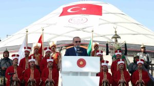 Cumhurbaşkanı Erdoğan: "Bizler bu toprakların emanetçisi değil asıl sahipleriyiz"
