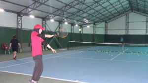 Mevlana Vadisi'ne kapalı tenis kortu