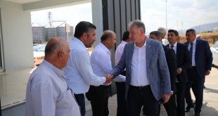 TMO Genel Müdürü Güldal, Malatya'da kuru kayısı lisanslı depoyu inceledi: