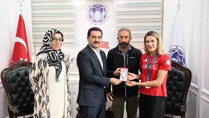 Olimpiyat Madalyalı Hatice Akbaş'tan Başkan Taşkın'a ziyaret