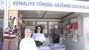 Kemaliyeli kadınlar asırlık Gazenne Kumaşını el emeği ile dokumaya devam ediyor