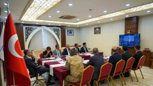 Hakkari'de "Metamfetaminle Mücadele Eylem Planı Değerlendirme Toplantısı' yapıldı