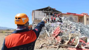 Bingöl'de gerçeği aratmayan tatbikat