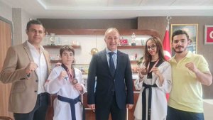 Tekmeler bronza vurdu