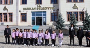 Narman'da İlköğretim Haftası için tören düzenlendi