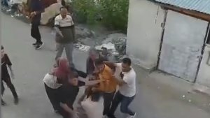 Van'da taşlı, sopalı kavga: 3 yaralı