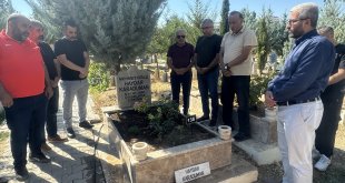 Malatya Gazeteciler Cemiyetinin kurucu başkanı Karaduman kabri başında anıldı
