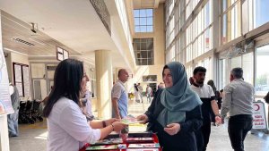 Muş'ta 'Halk Sağlığı Haftası'nda kanser farkındalığı için stantlar kuruldu