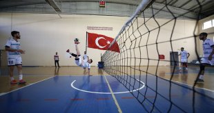 Şampiyonluklara doymayan Solhan Ayak Tenisi Takımı gözünü dünya birinciliğine dikti