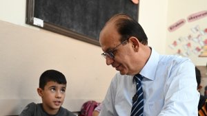 Geçit: "Yeni eğitim öğretim yılı hayırlı olsun"