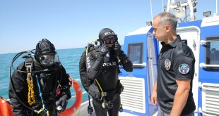 Emniyetin "kurbağa adamları" Van Gölü'ndeki dalışlarla göreve hazırlanıyor