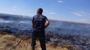 Malatya'da iki ayrı noktada anız yangını