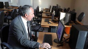 Patnos Meslek Yüksekokulu'na bilgisayar laboratuvarı