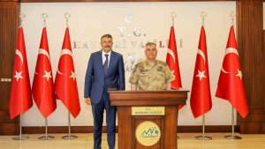 Jandarma Genel Komutanı Çardakcı Hakkari'de