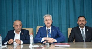 BBP Genel Başkan yardımcıları Eren ve Sayan, Hakkari'de partililerle buluştu