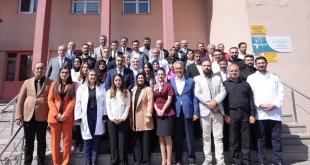 Milli Eğitim Bakanı Yusuf Tekin, Erzurum'da öğretmen ve öğrencilerle buluştu